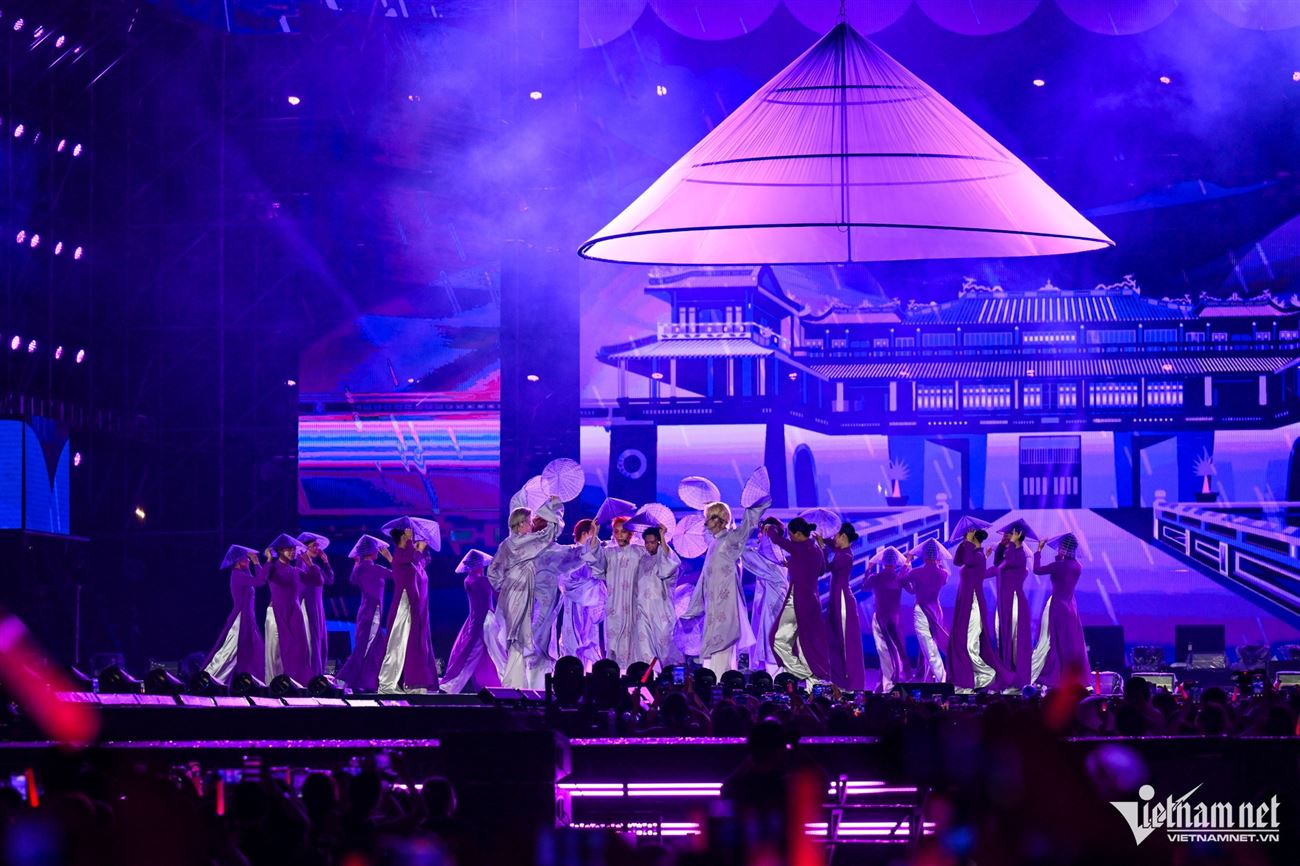 Bộ Chính trị: Chọn 24/11 là Ngày Văn hoá Việt Nam, cả nước được nghỉ lễ